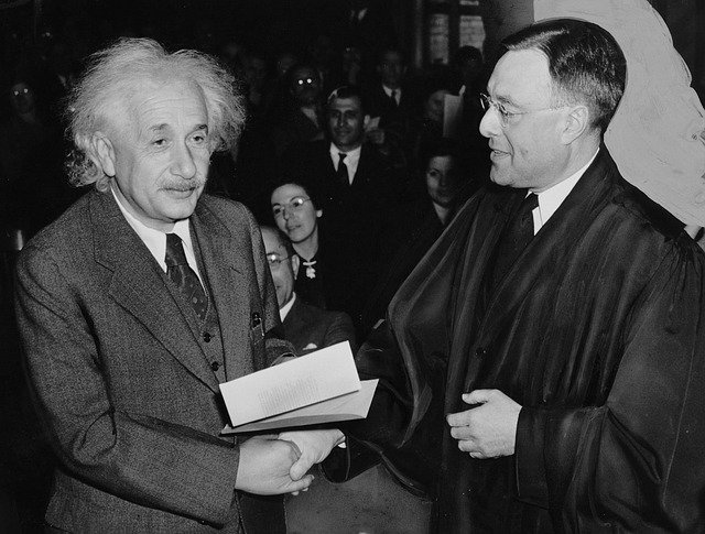 ロングスリーパーの天才物理学者アインシュタインと思考労働の話